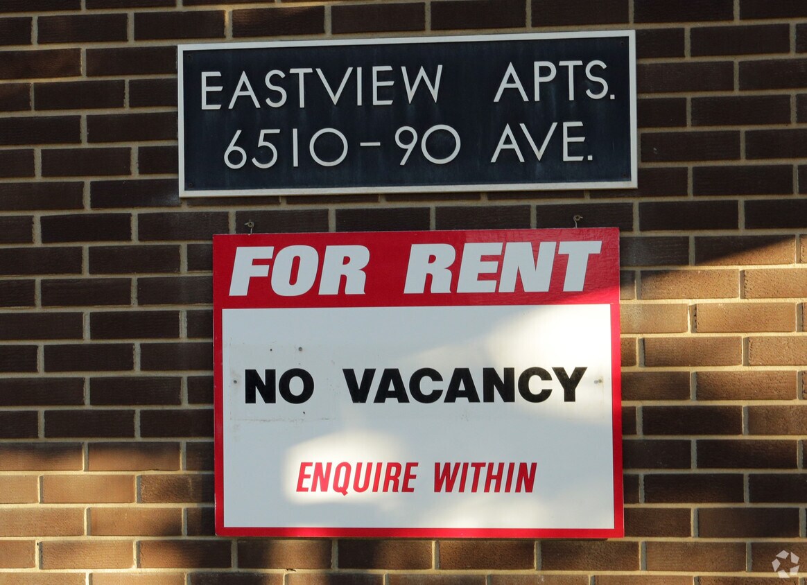 Photo du bâtiment - Eastview Apartments