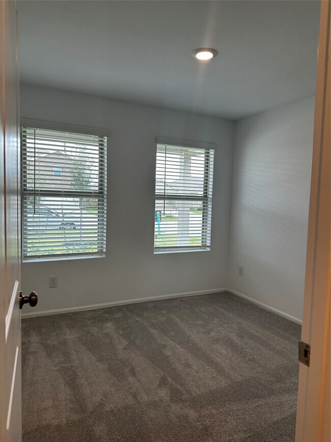 Foto del edificio - 4239 Barrington Cv Ln