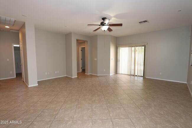 Foto del edificio - 4116 W Allen St