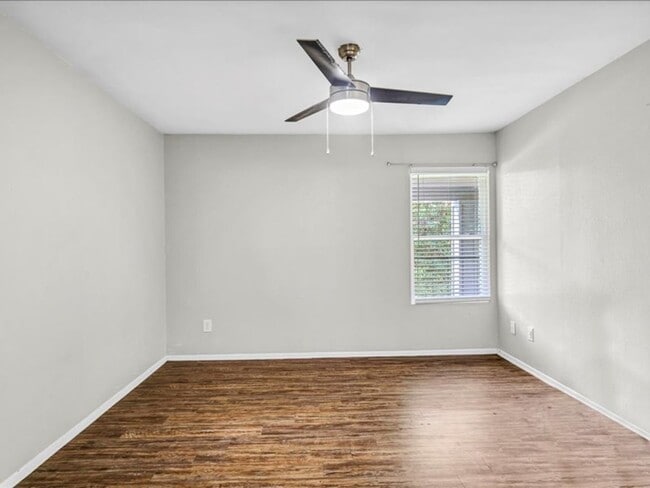 Foto del interior - Whispering Pines Apartment Homes