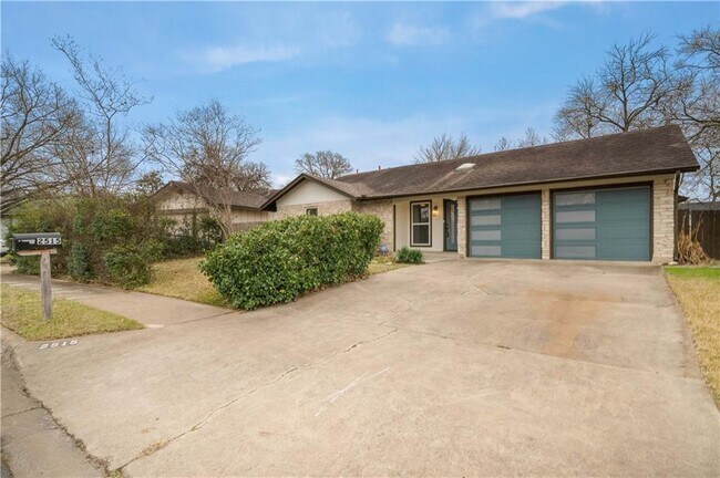 Building Photo - 2515 Berkett Dr