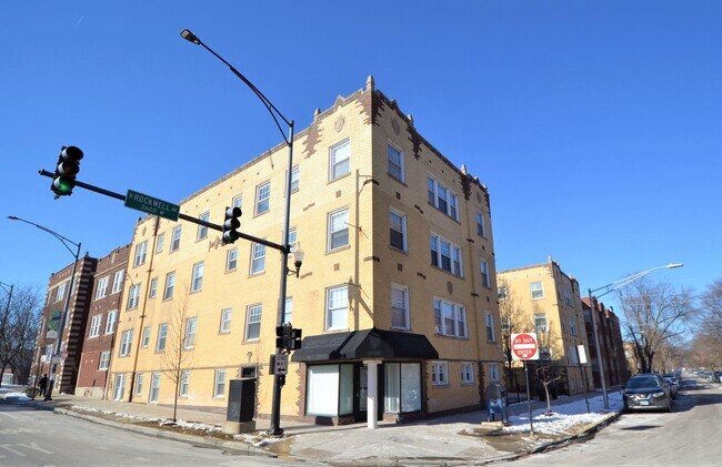 Foto del edificio - 4402 N Rockwell St