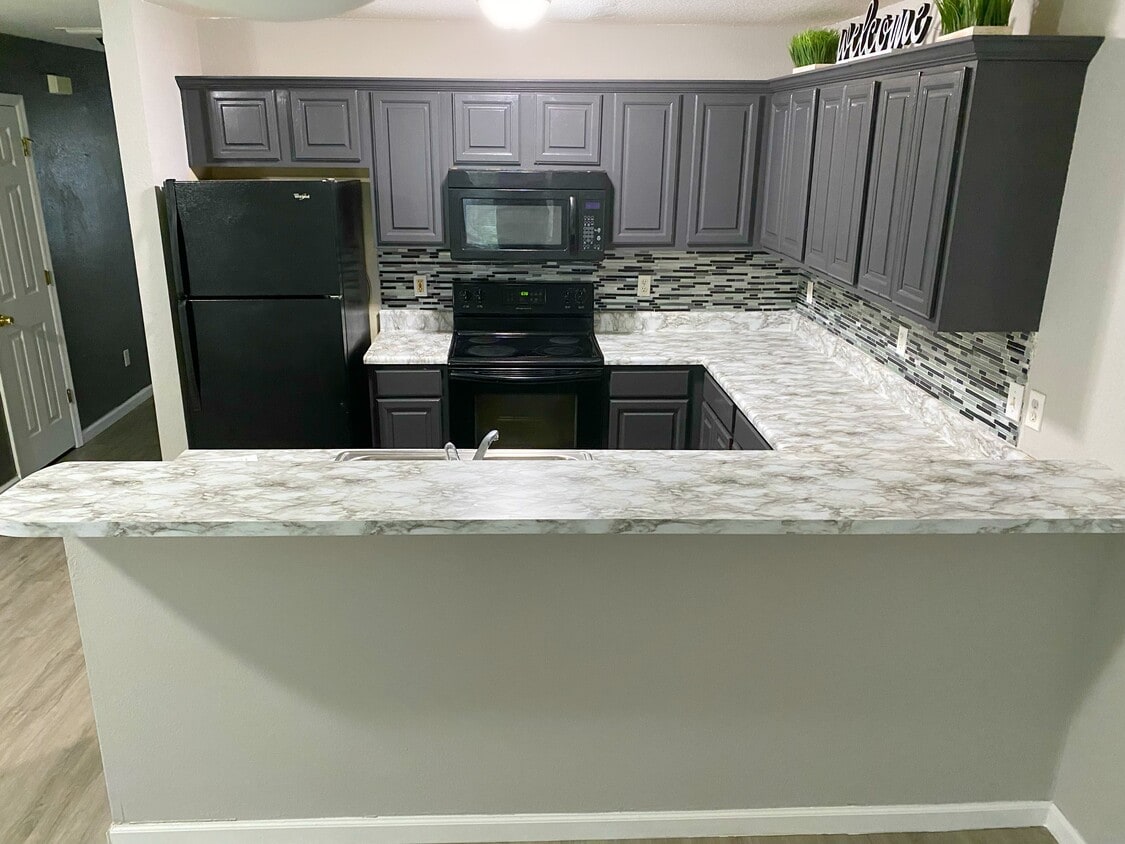 kitchen - 1308 McCaskill Ave