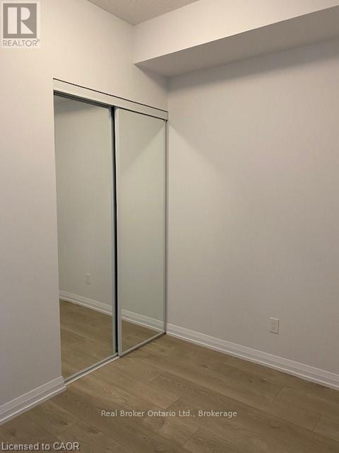 Building Photo - 7895 Jane St