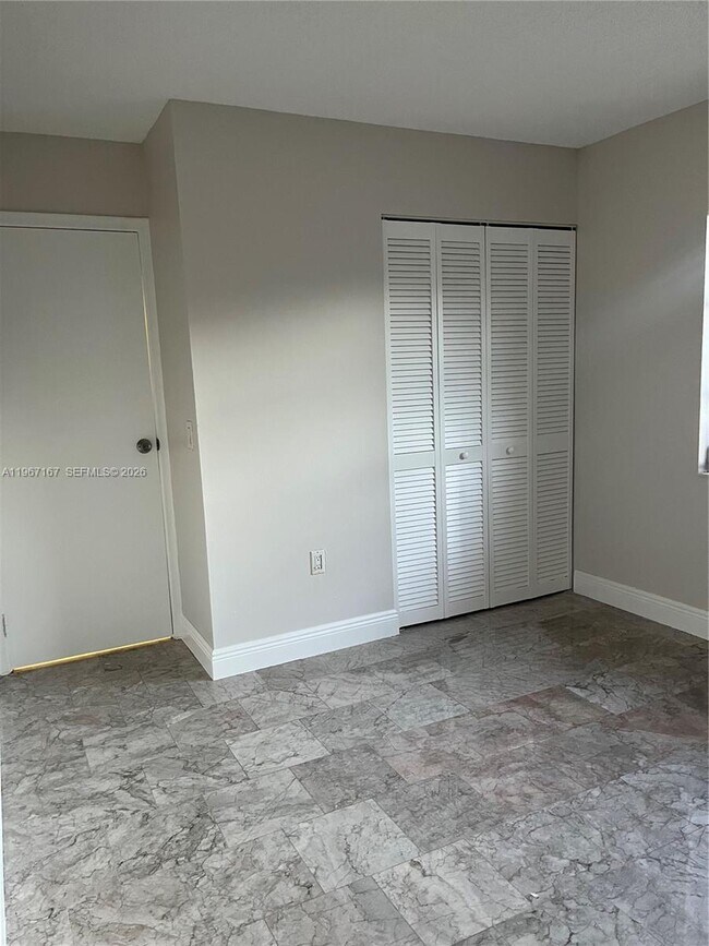 Foto del edificio - 1571 NW 98th Way