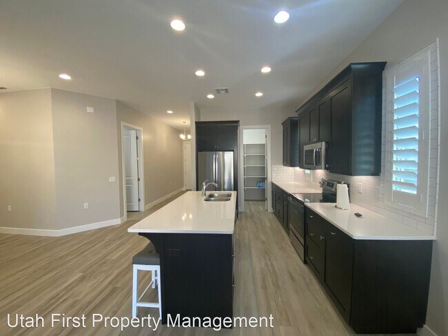 Foto del edificio - 2 br, 2 bath House - 1252 Copeland Dr