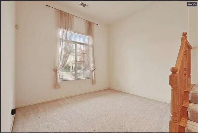 Foto del edificio - 748 Iberis Way