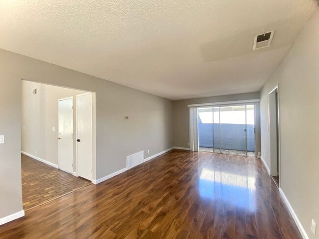 Building Photo - Homey 3-Bedroom 2-Bathroom Home for Rent -...