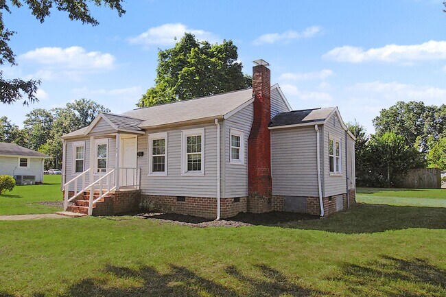 Foto del edificio - 4521 Hovis Rd