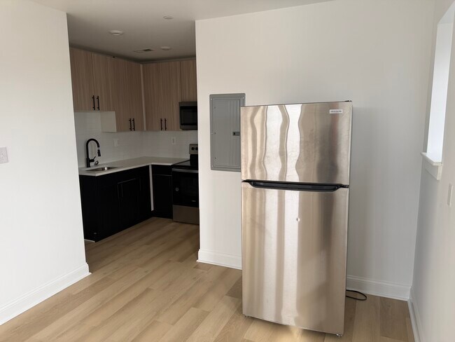 Foto del edificio - 4126 Parkside Ave
