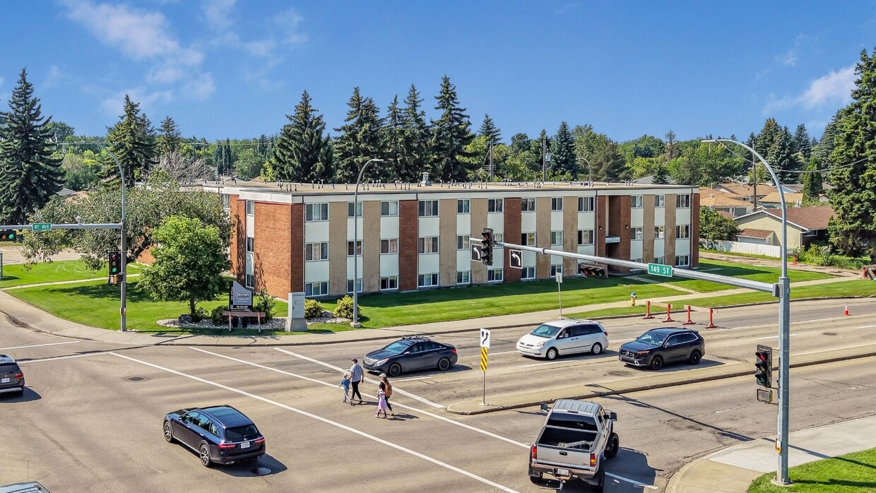 Building Photo - Quesnel Apartments
