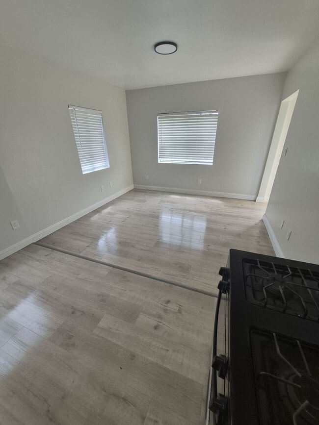Photo - 153 1/2 East 62nd Street Apartment