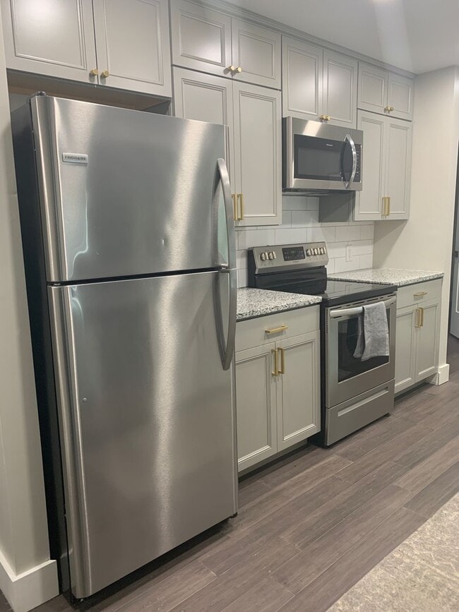 Building Photo - 2019 Phoebus St
