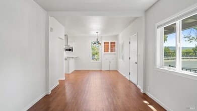 Building Photo - 1204 Grigsby Ct