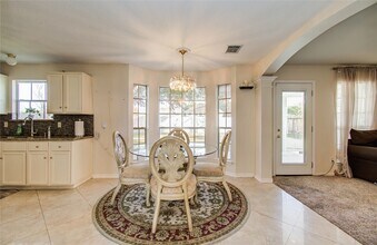 Building Photo - 3219 Leila Oaks Dr