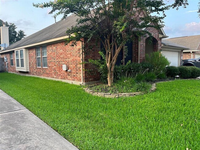 Foto del edificio - 13210 Wortham Brook Ln