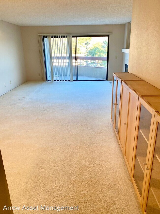 Foto del edificio - 7245 Navajo Rd