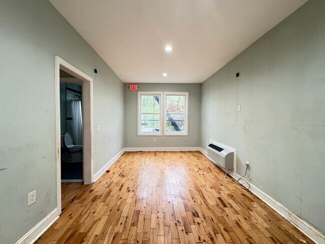 63 Linden St 5 - 44 Linden Ave