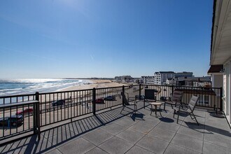 Building Photo - 407 Ocean Blvd