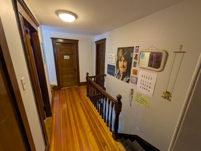 Building Photo - 8 Foskett St