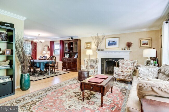 Foto del edificio - 9128 Glenbrook Rd