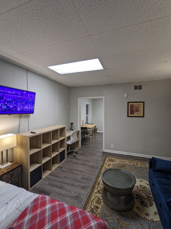 Foto del edificio - 1344 S Belmont Ave