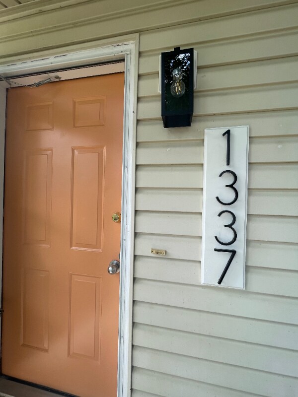 Foto del edificio - 1337 Cherry St
