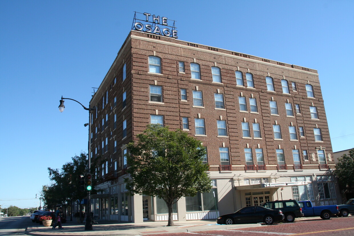 Osage Exterior - Osage Apartments