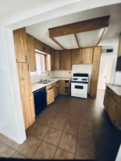 Foto del edificio - 9406 Montgomery Dr
