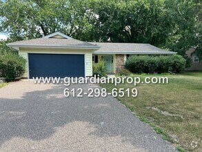 Building Photo - 2228 Apache St