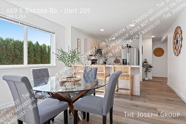 Foto del edificio - 669 E Badger Rd