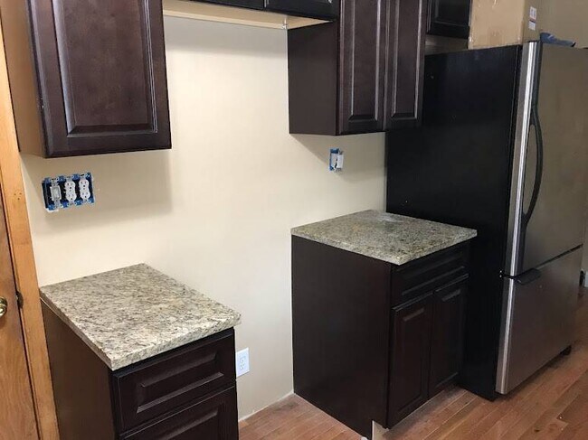 Foto del edificio - 1018 W Lorain St