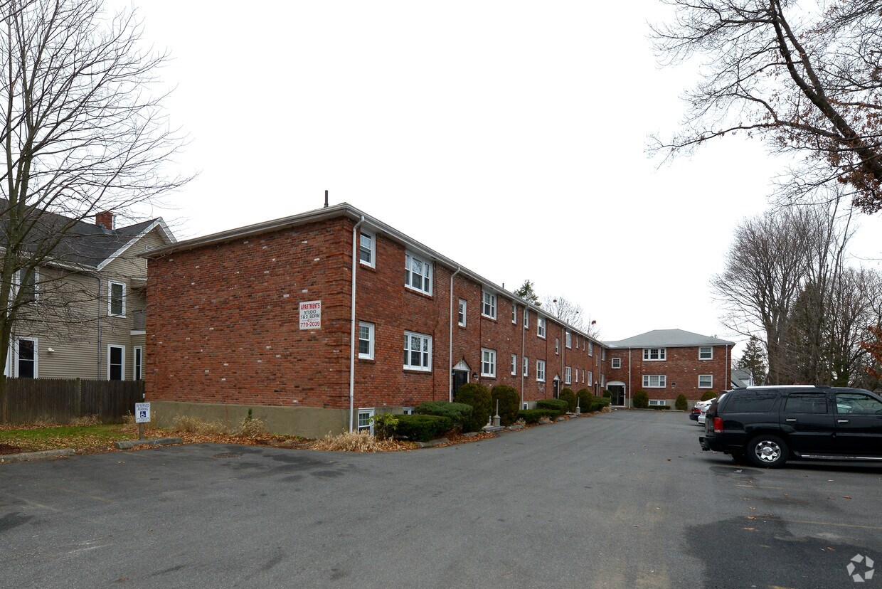 112 Greenleaf St, Quincy, MA 02169 Apartments in Quincy, MA