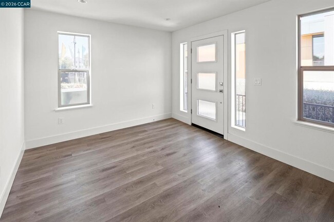 Foto del edificio - 2802 Chattelton Ln., San Pablo