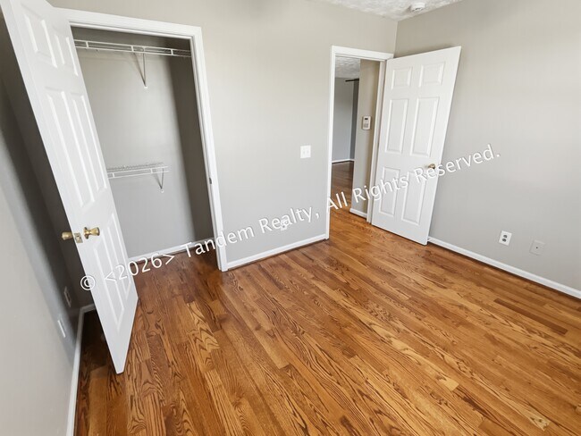 Foto del edificio - 1525 Luton St