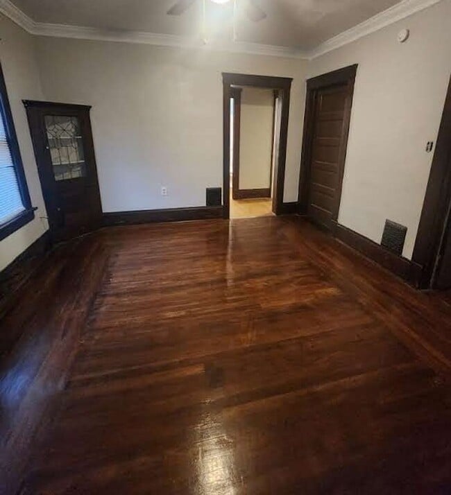 Building Photo - 1319-21 W. 111