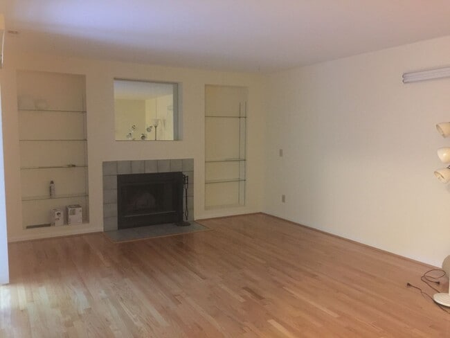 Building Photo - 236 Brookberry Cir