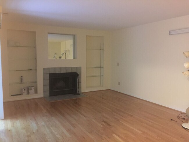 Foto del edificio - 236 Brookberry Cir
