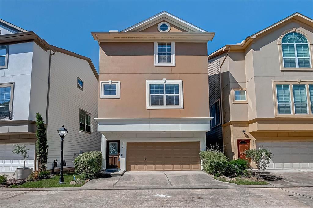 Foto principal - 3216 Clearview Cir
