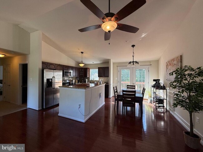 Building Photo - 20850 Autumn Mill Ct