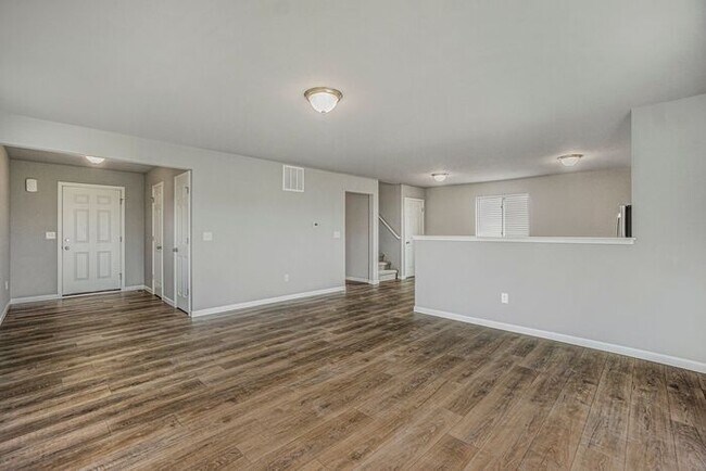 Foto del edificio - 1724 Harper Grove Ln