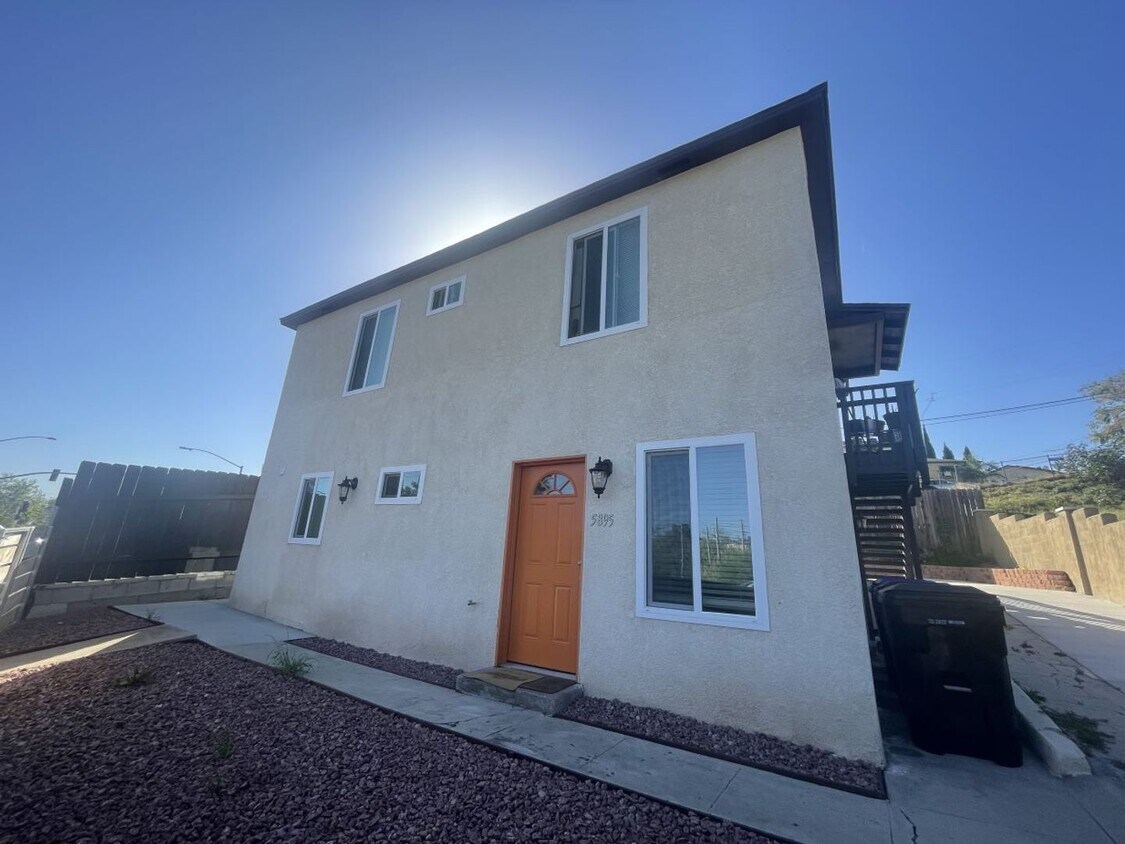 Primary Photo - 5895-5897 Imperial Ave