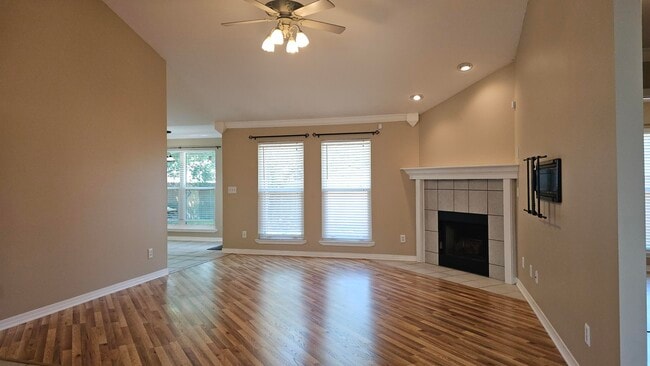 Building Photo - 124 Pritchard Rd