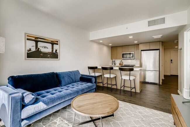 Foto del edificio - 1001 Minor Ave