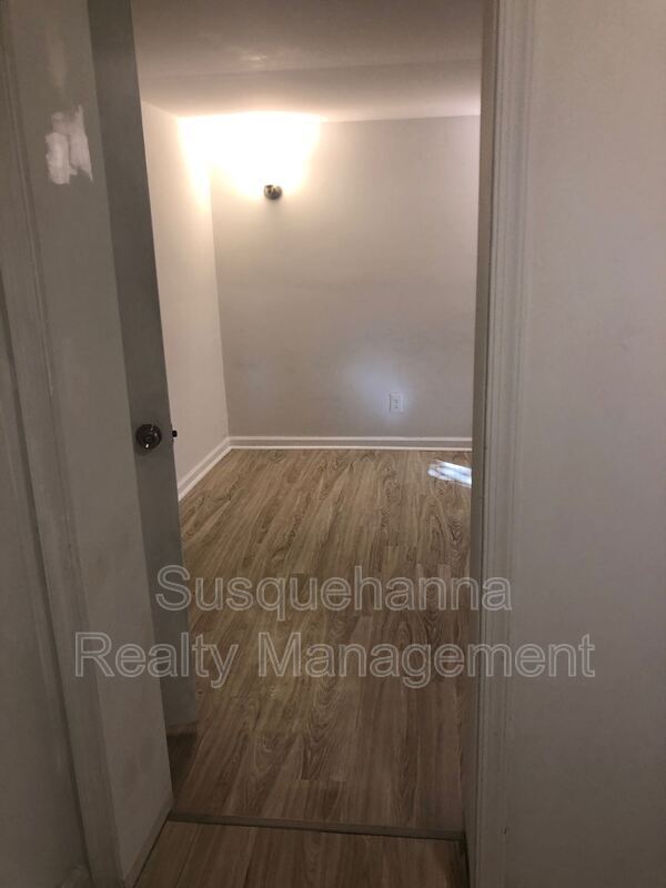 Foto del edificio - 1605 Holtz Rd
