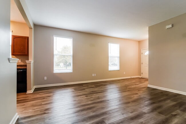 Foto del edificio - 4049 Mossy Bank Rd