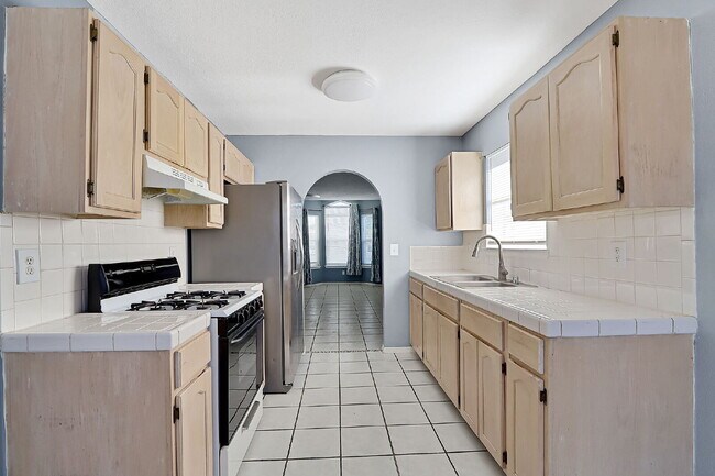 Foto del edificio - "Charming 3-Bedroom Home in El Paso with Spacious Living Areas – 1251 Sq Ft of Comfort!"