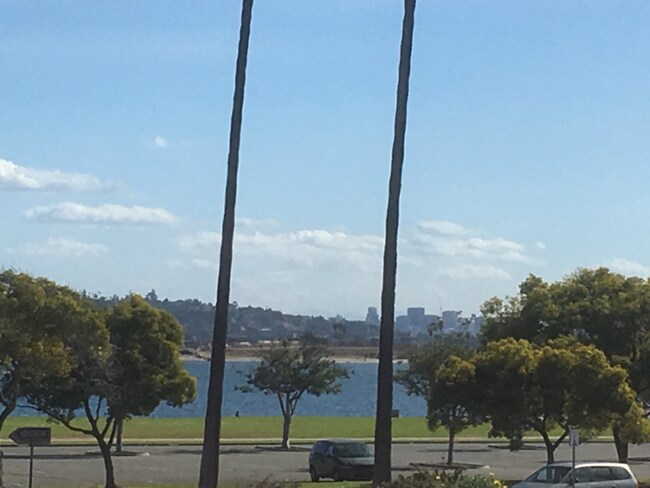 Foto del edificio - 3728 Ingraham St