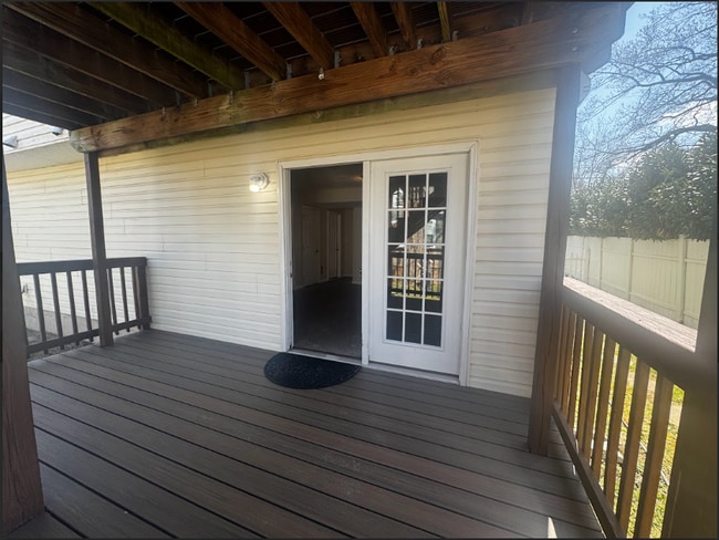 Independent entrance and Porch - 688 212th Street