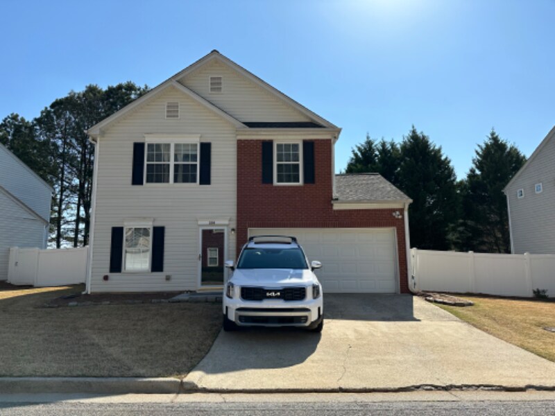 Primary Photo - 208 Oak Grove Way